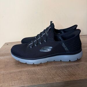 Skechers Men's Hands Free Slip-ins Summits size 12 shoes sneakers black